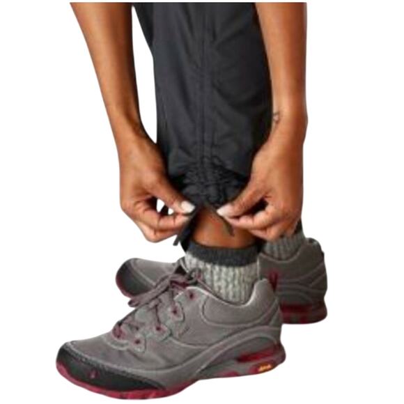 Kuhl Womens Kurve Durango Convertible Cargo Hiking Pants Sz 4 Reg Dark Gray EUC - Picture 3 of 12